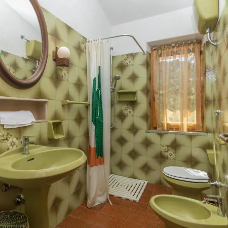 Michelina - Pau112 By Interhome * Palau
